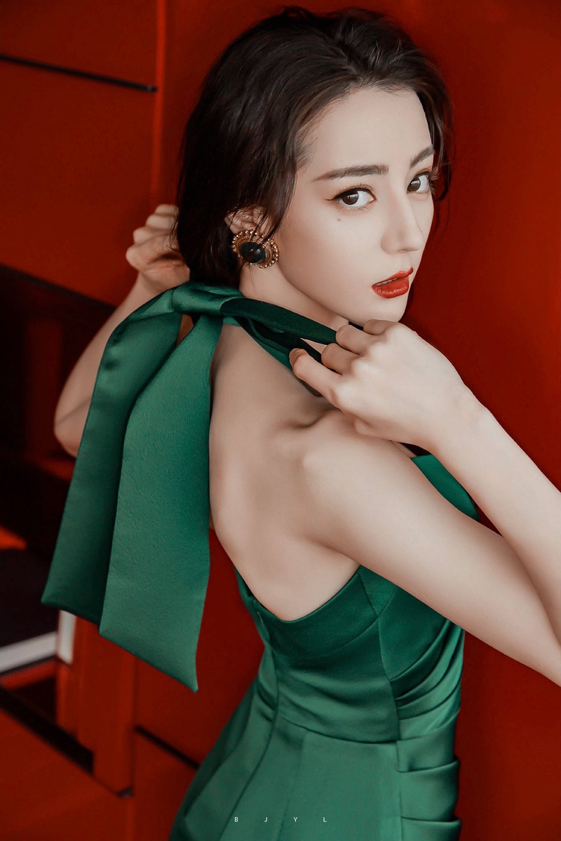 迪丽热巴